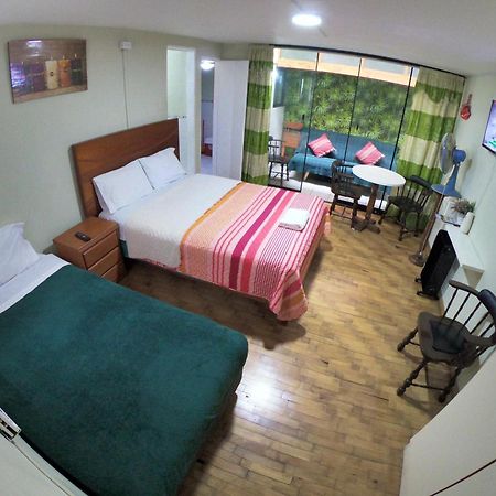 Miraflores Departamentos リマ エクステリア 写真